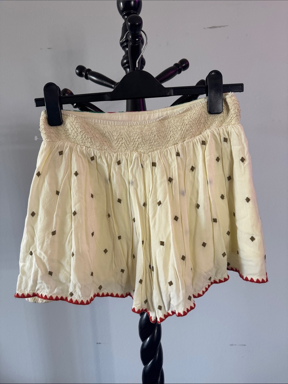 Cream Embroidered Boho Mini Skirt with Multicolor Waistband 18.T - Picture 2 of 7